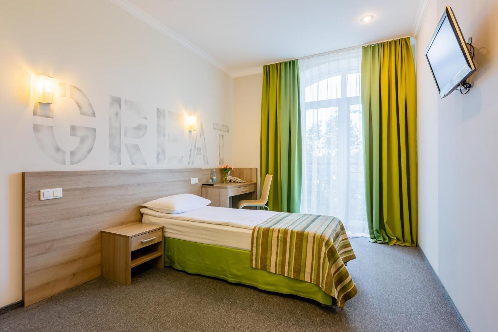 Practicotel Kiev Exterior foto